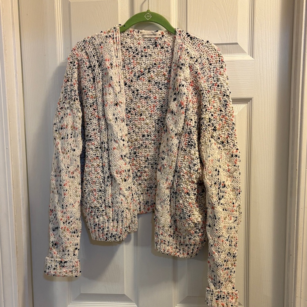 Moon & Madison Cream With Multicolor Speckled Design Long-Sleeve Cardigan-Medium